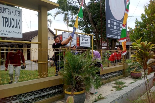 Kegiatan Jum'at Bersih Kecamatan Trucuk