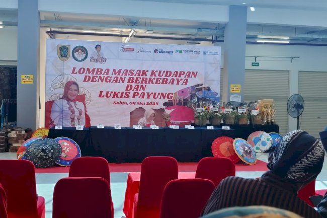 Lomba Masak Kudapan dan Lukis Payung di Pasar Gedhe