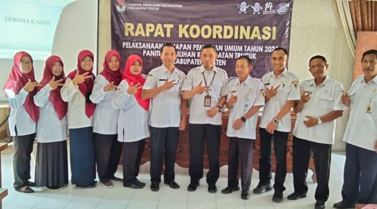 Visitasi Monev Keterbukaan Informasi Publik dari Diskominfo Kabupaten Klaten di Kecamatan Trucuk