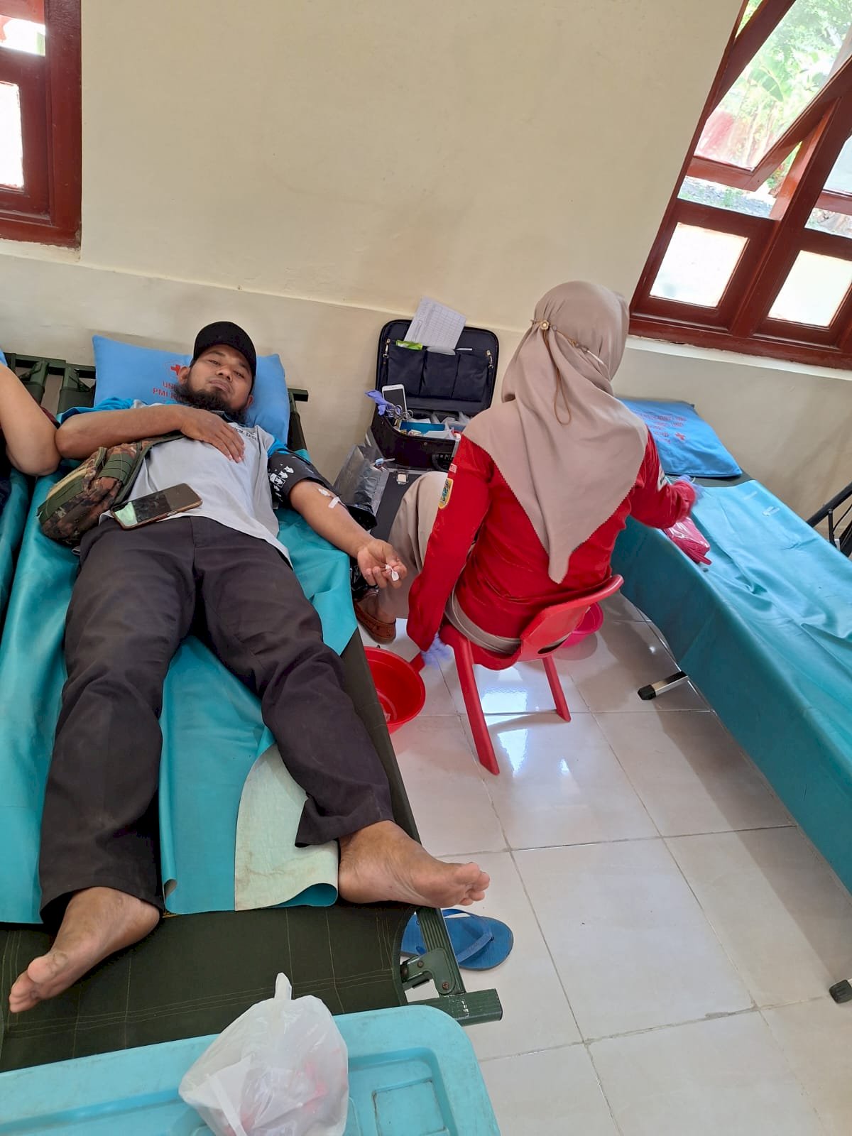 Kegiatan Donor Darah di Aula Kecamatan Trucuk