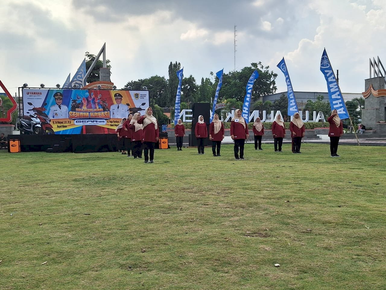 Lomba Senam Kreasi PKK Kecamatan Trucuk