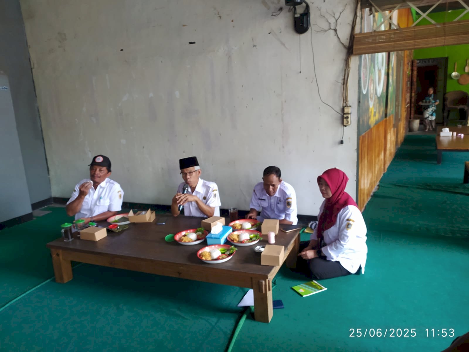 Rakor Paguyuban Kadus bersama Camat